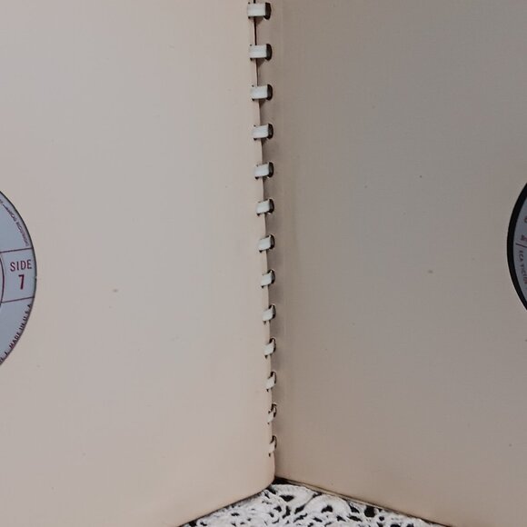 Glenn Miller And His Orchestra - Numbered Limited Edition 5 Record Binder Set - Picture 9 of 9